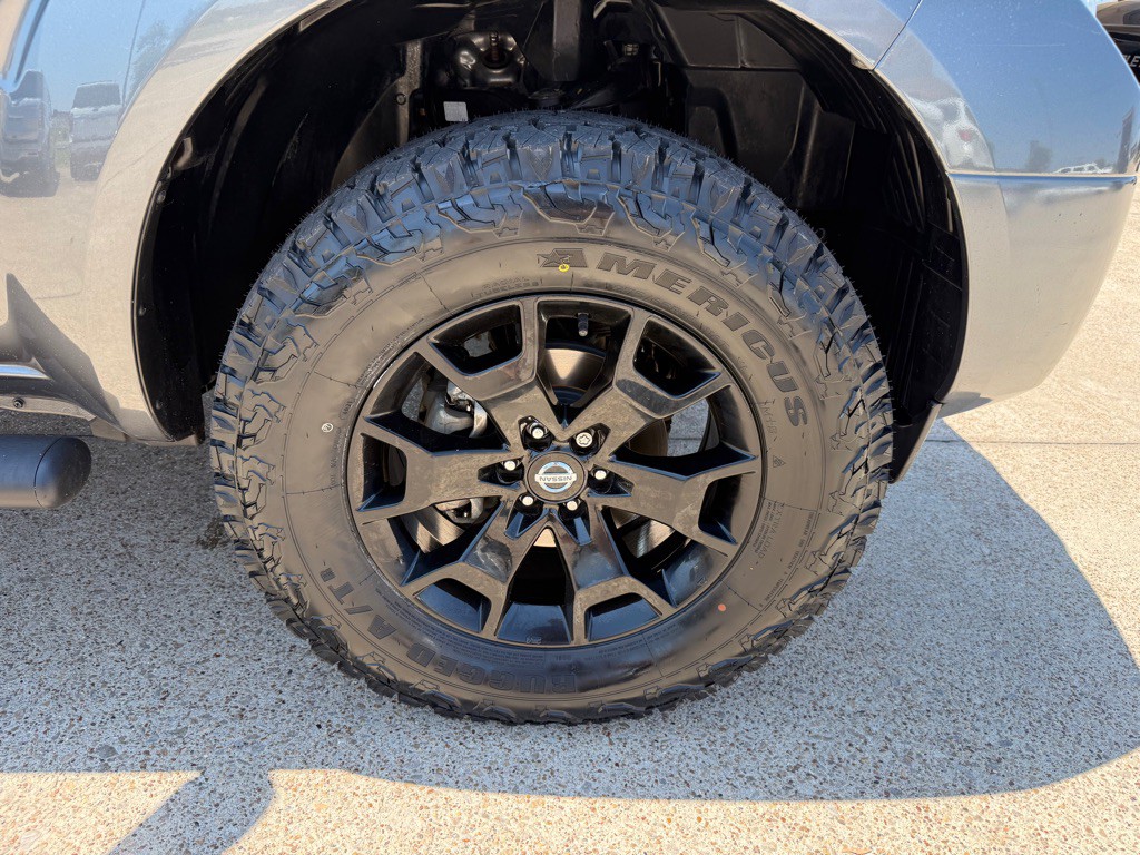 2021 Nissan Frontier Image 14