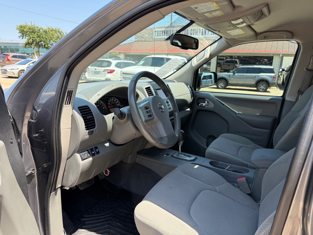 2021 Nissan Frontier Image 15