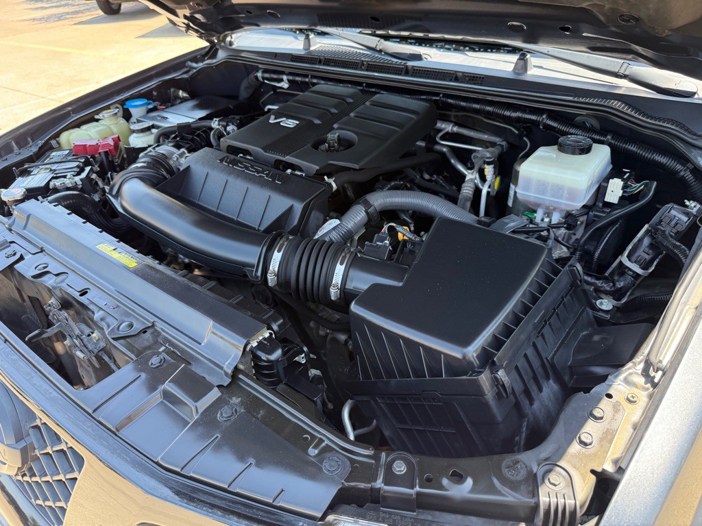 2021 Nissan Frontier Image 38