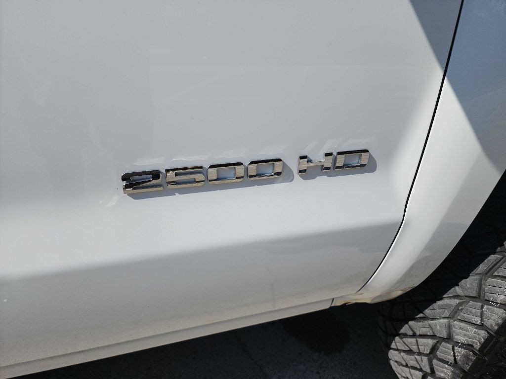 2017 Chevrolet Silverado 1500 Image 14