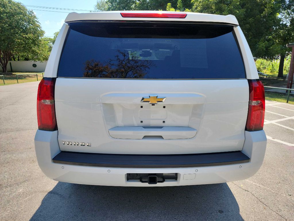 2017 Chevrolet Tahoe Image 6