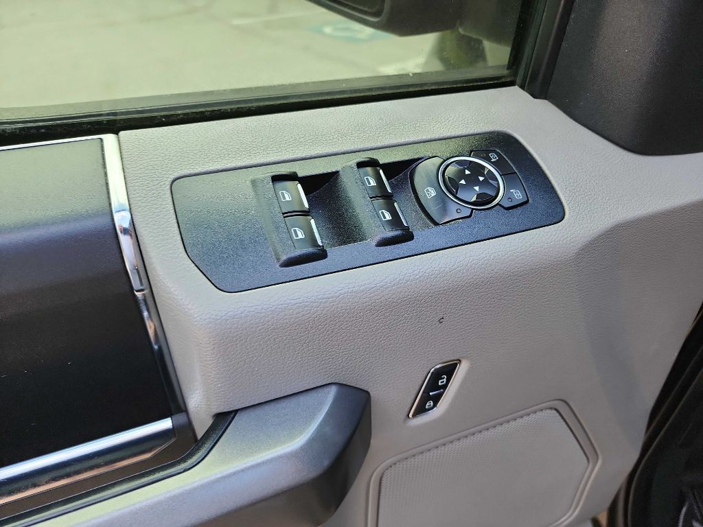2015 Ford F-150 Image 20