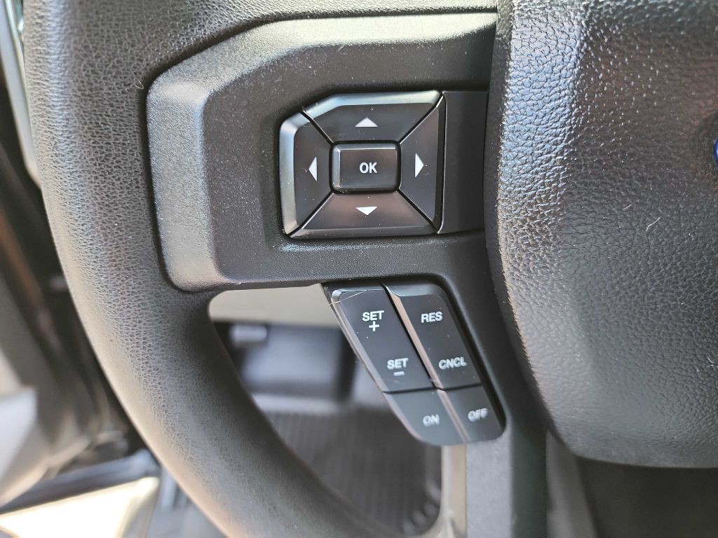 2015 Ford F-150 Image 24