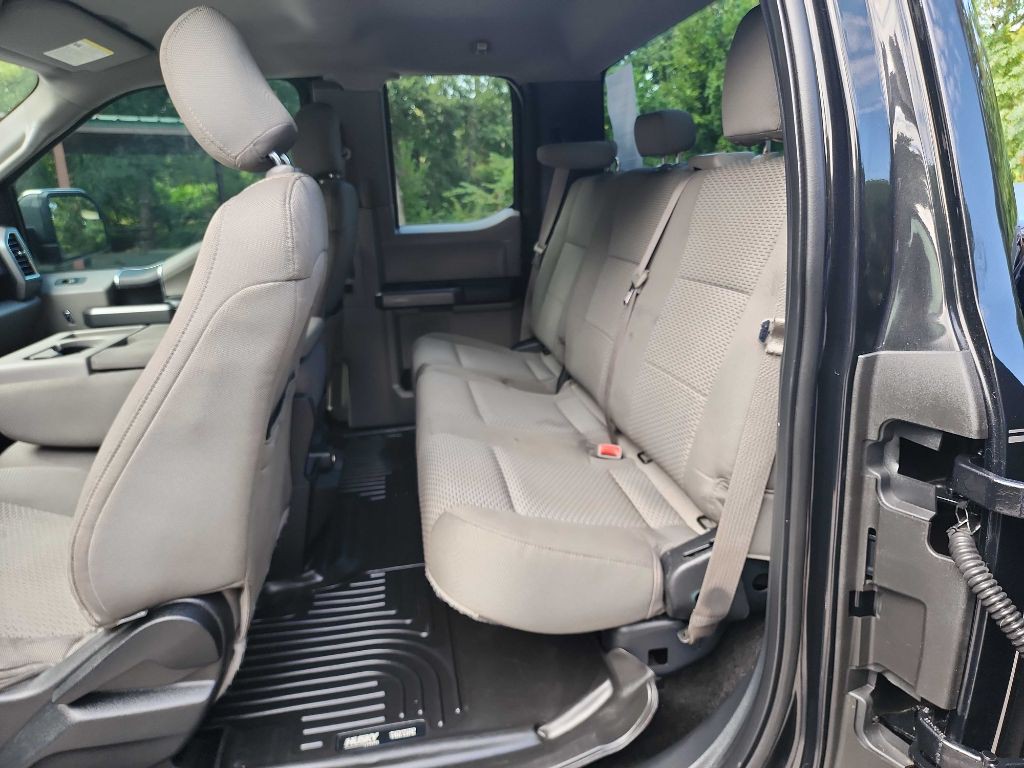 2015 Ford F-150 Image 31
