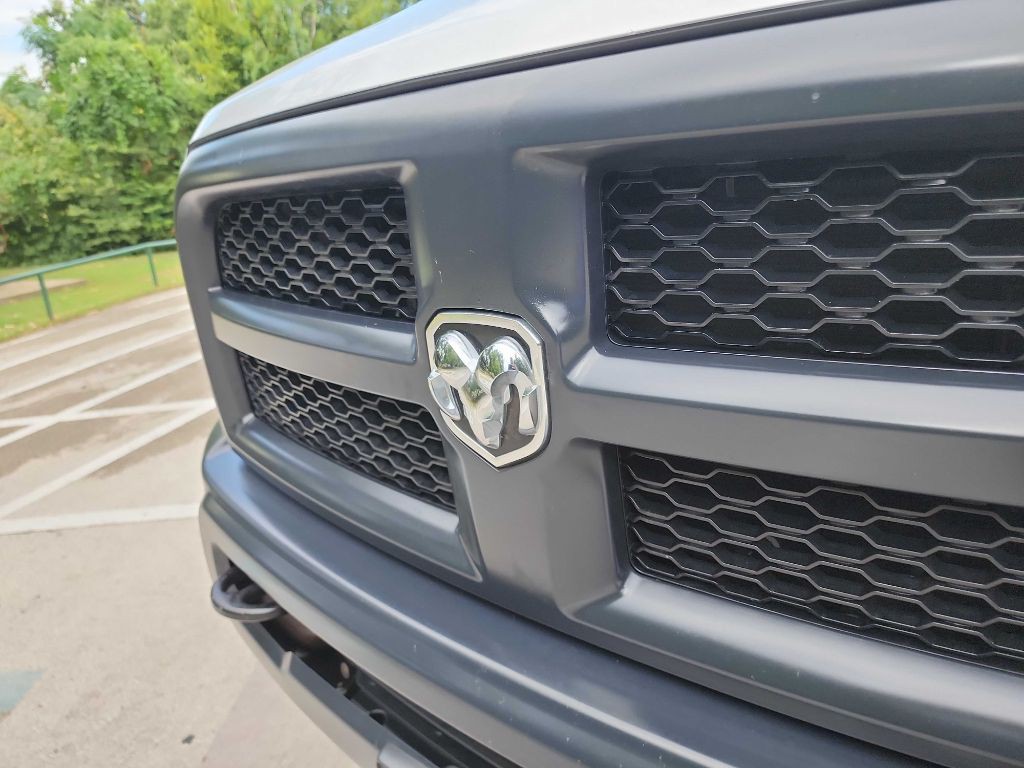 2018 RAM 2500 Image 3