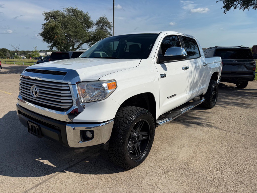 2017 Toyota Tundra Image 3