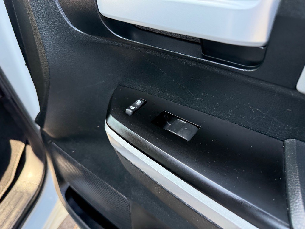 2017 Toyota Tundra Image 26