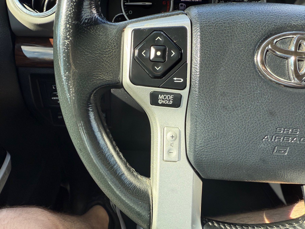 2017 Toyota Tundra Image 28