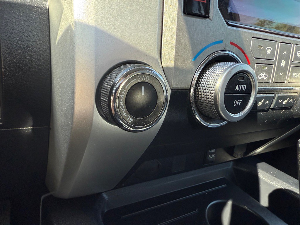 2017 Toyota Tundra Image 30