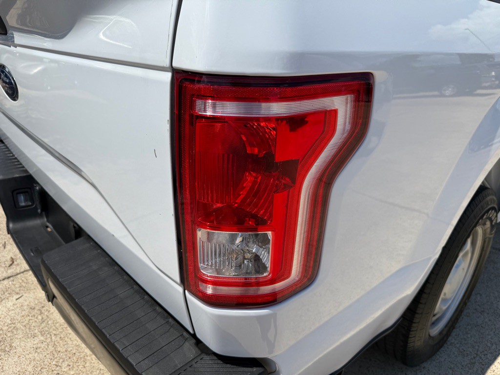 2017 Ford F-150 Image 10