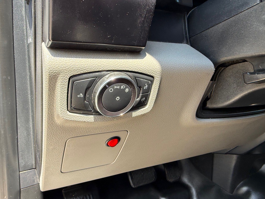 2017 Ford F-150 Image 20