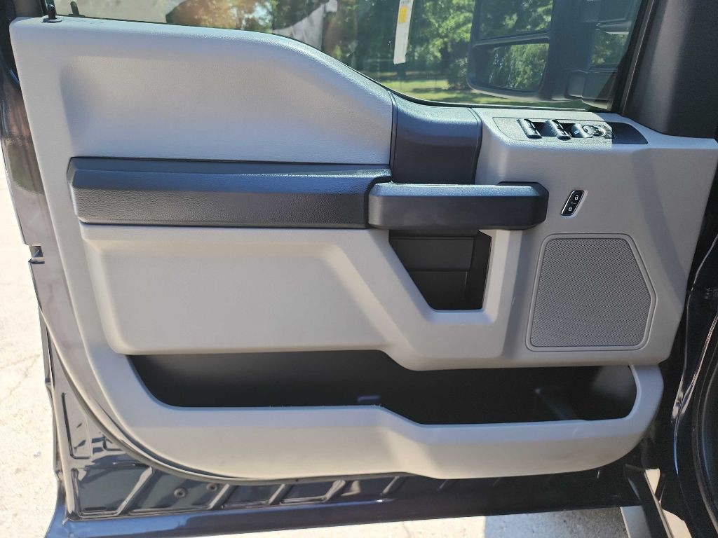 2022 Ford F-250 Image 14