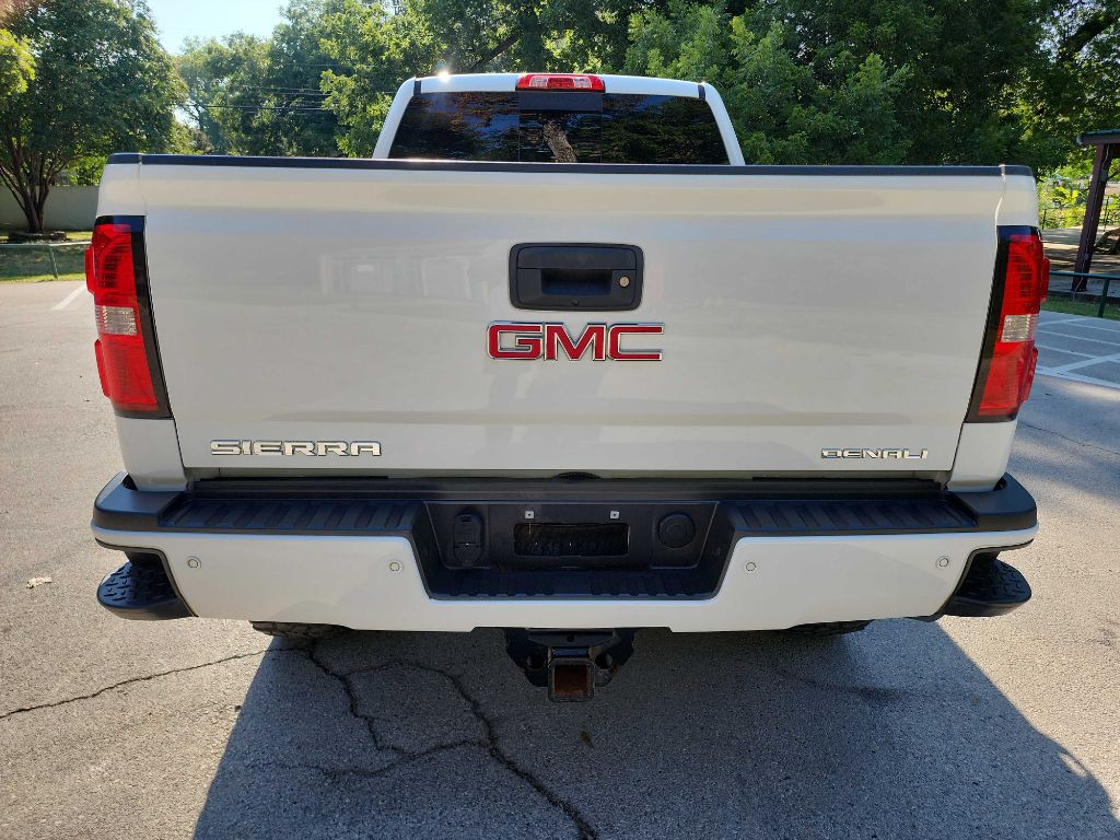 2017 GMC Sierra Image 8