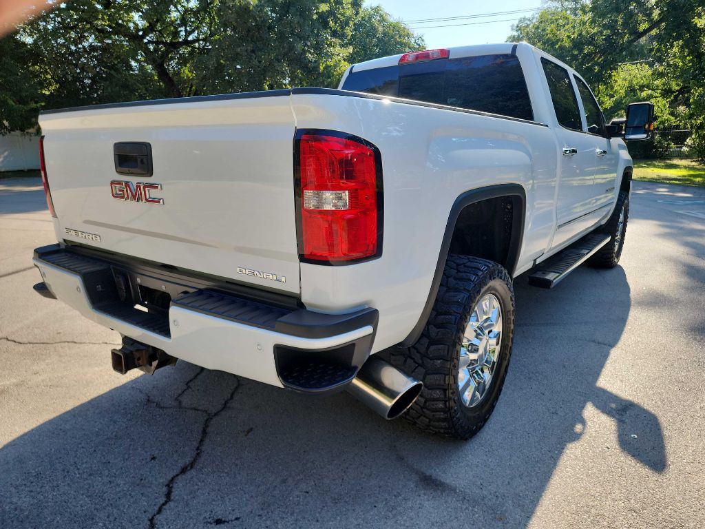 2017 GMC Sierra Image 13