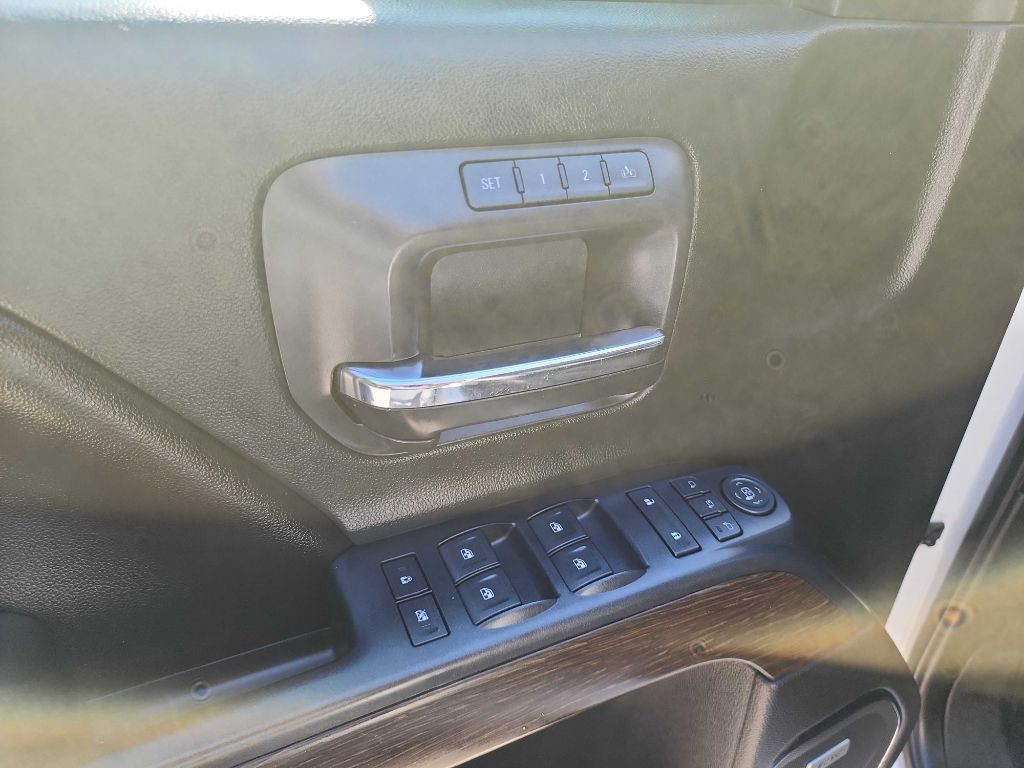2017 GMC Sierra Image 22