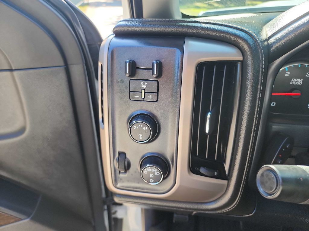 2017 GMC Sierra Image 26
