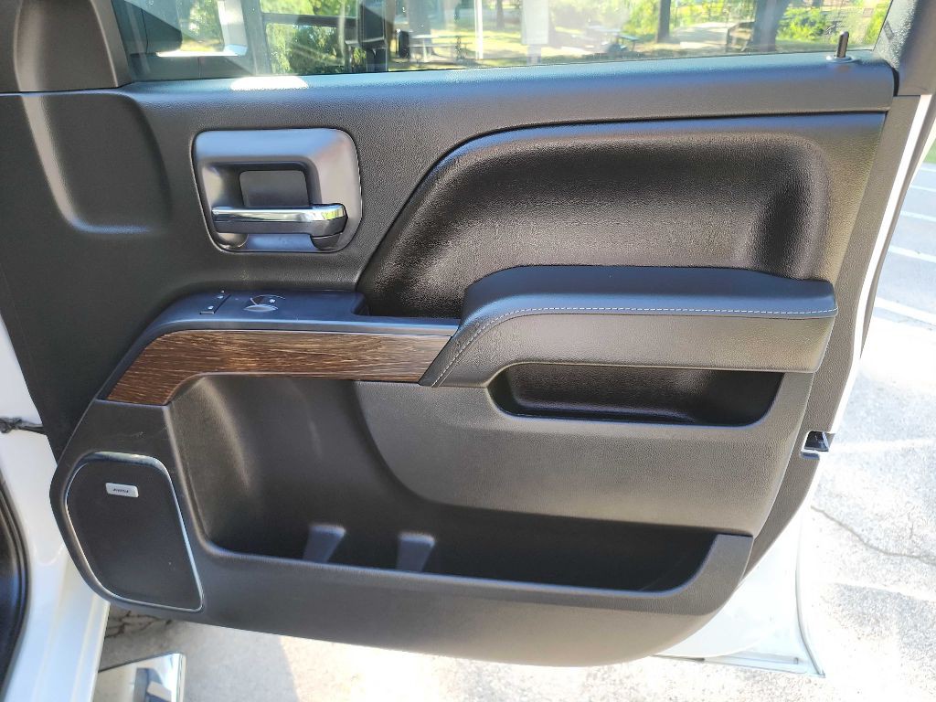 2017 GMC Sierra Image 44