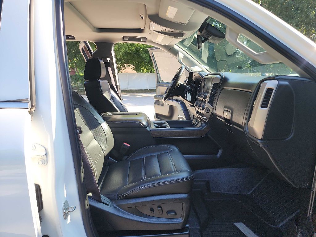 2017 GMC Sierra Image 46