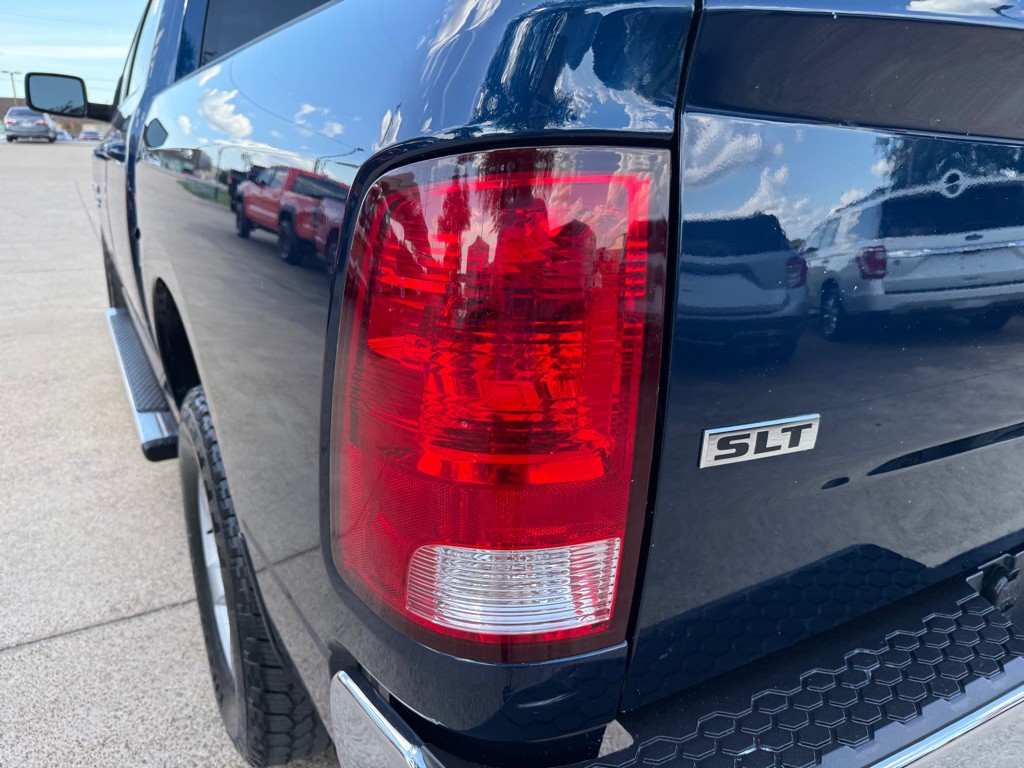 2021 RAM 1500 Image 12
