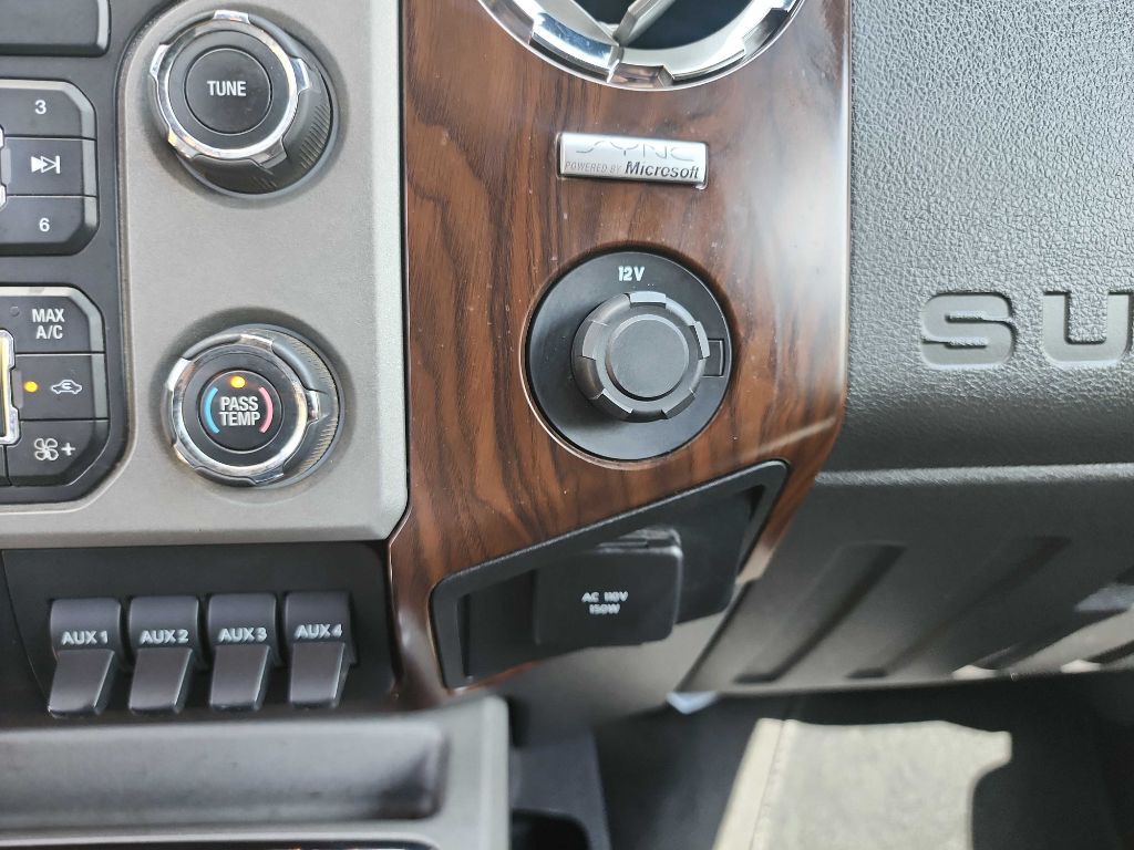 2014 Ford F-350 Image 31
