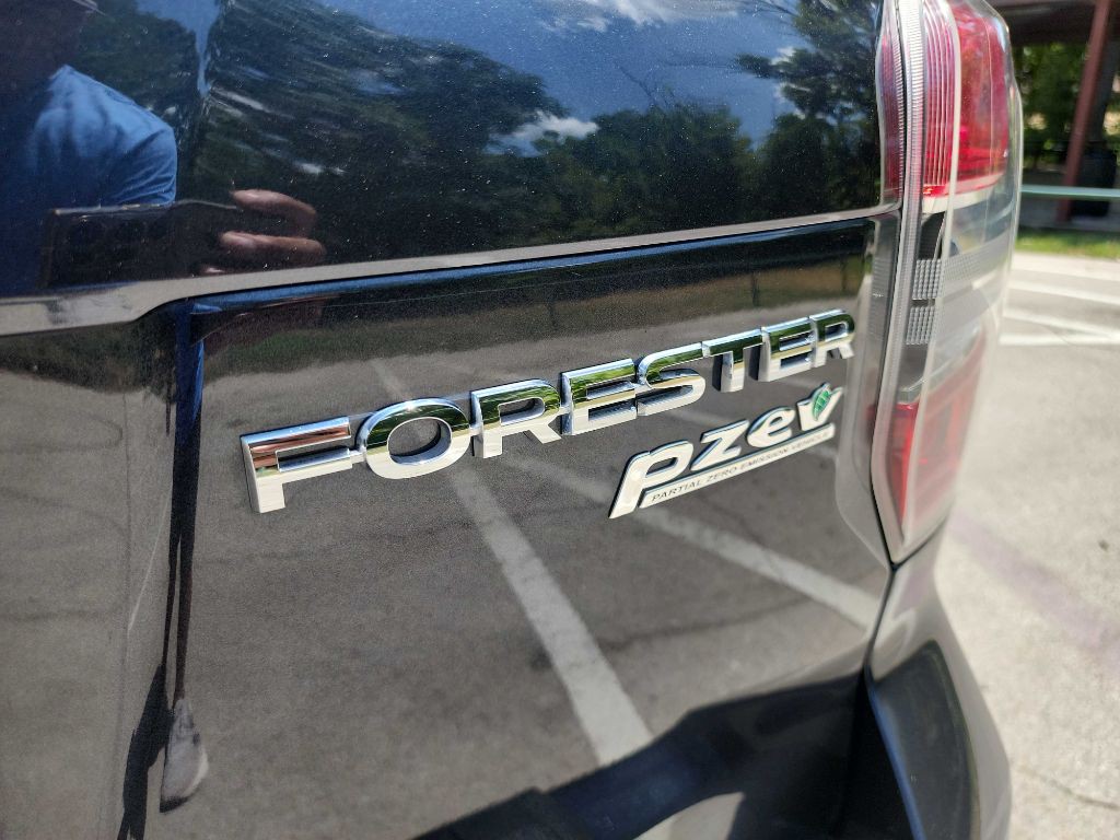 2016 Subaru Forester Image 9
