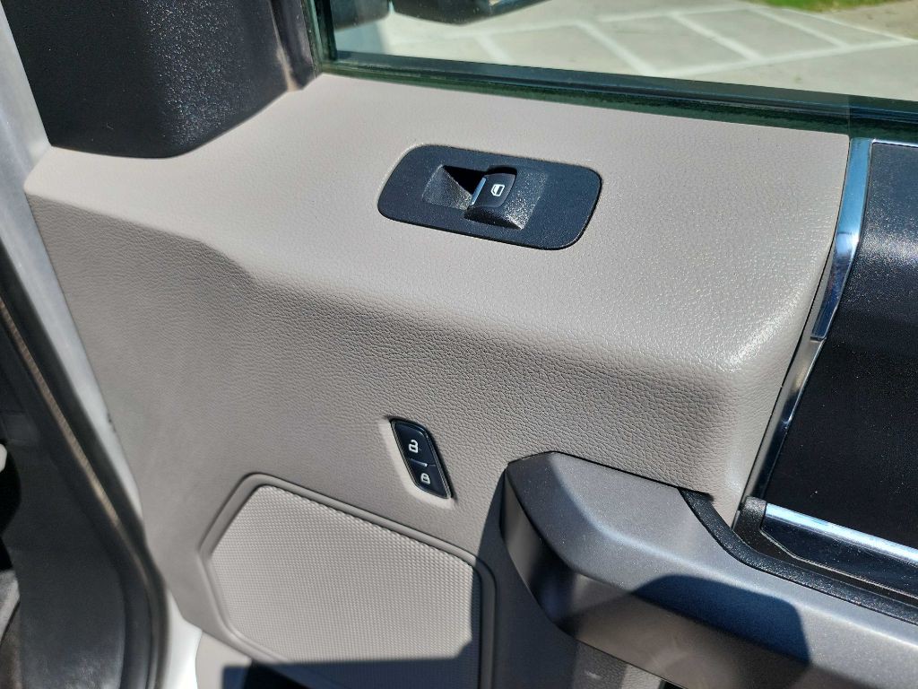 2018 Ford F-150 Image 38