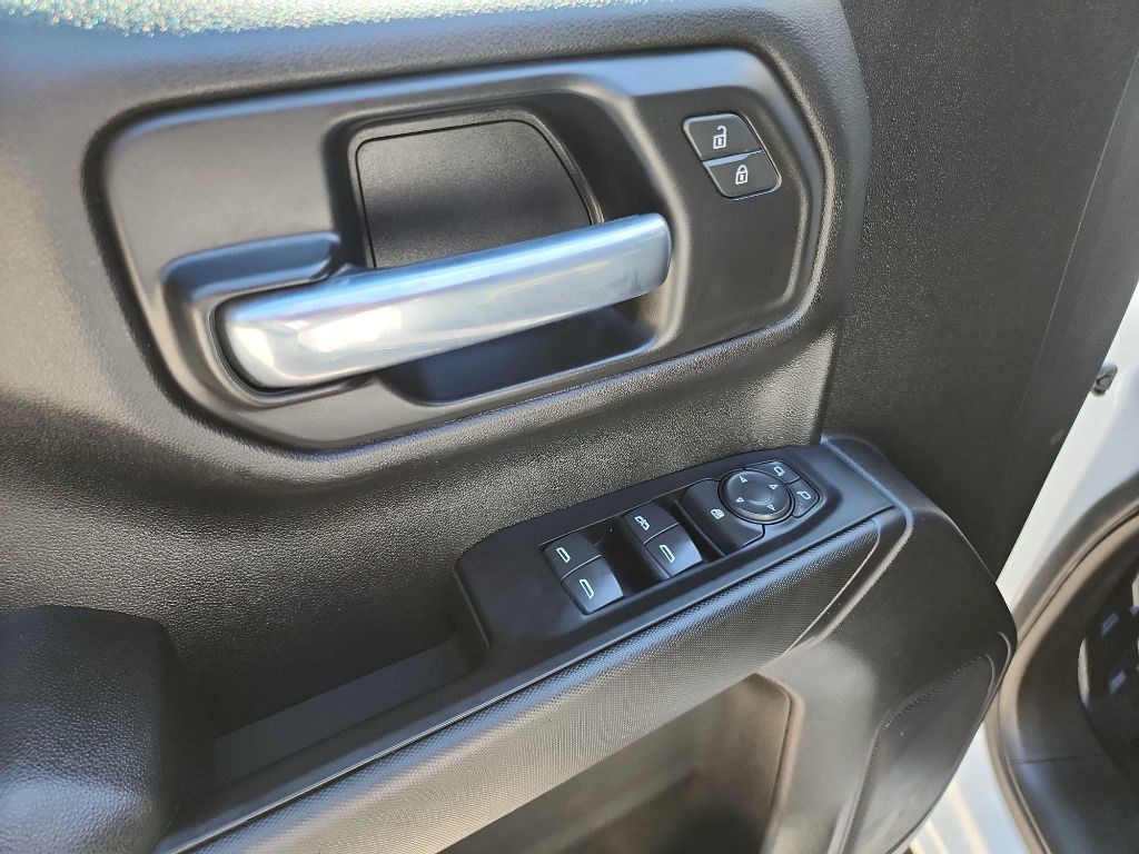 2021 GMC Sierra Image 16