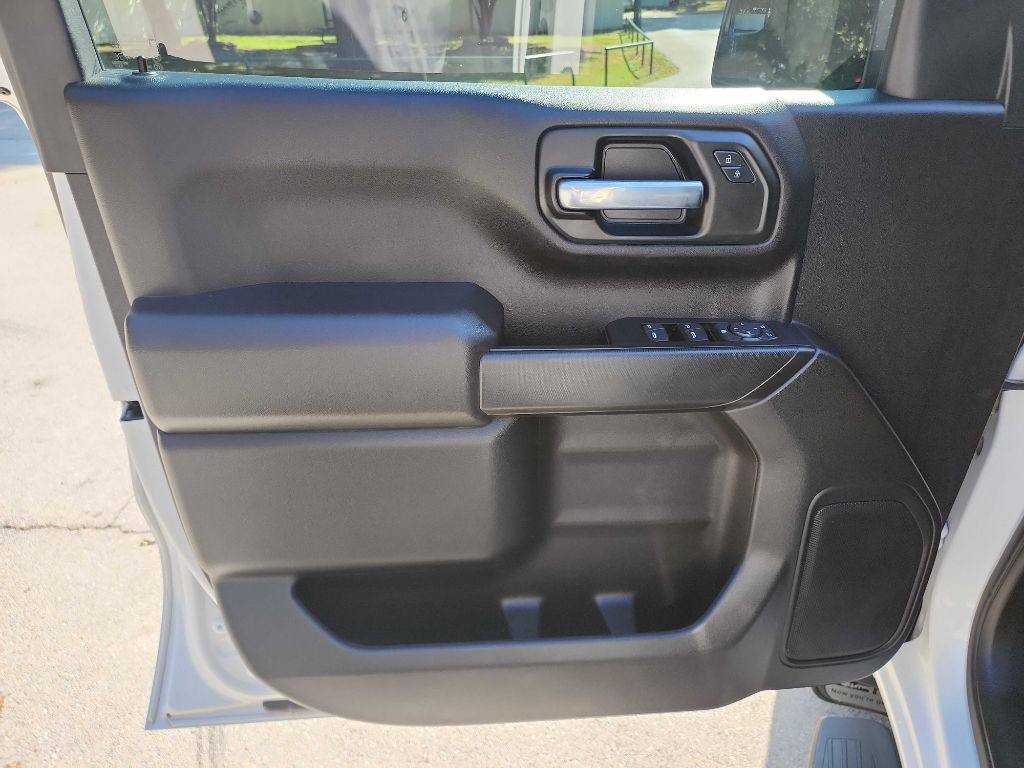 2021 GMC Sierra Image 18