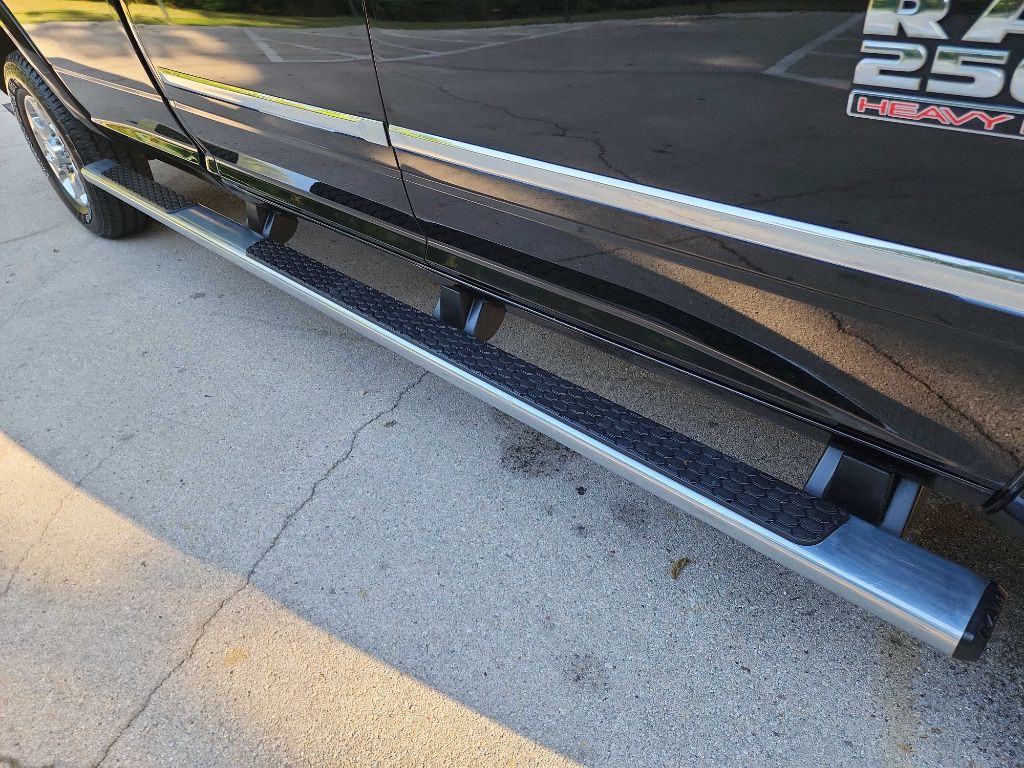 2017 RAM 2500 Image 15