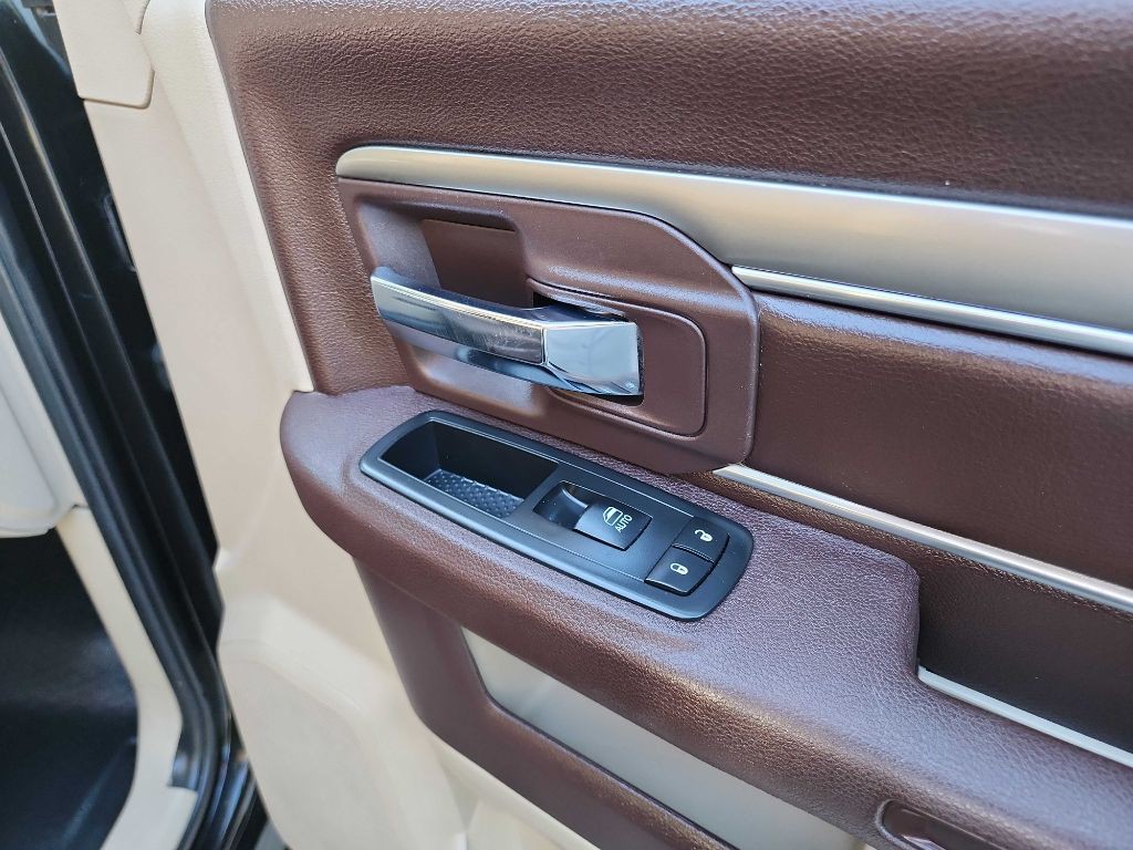 2017 RAM 2500 Image 44