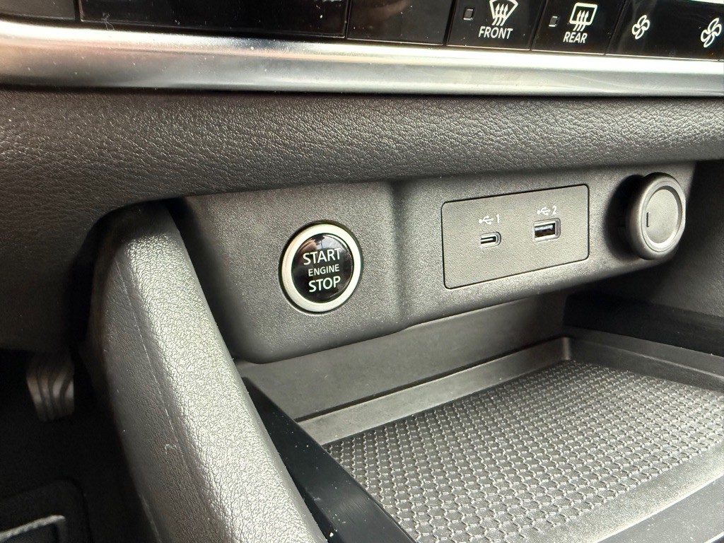 2023 Nissan Rogue Image 25