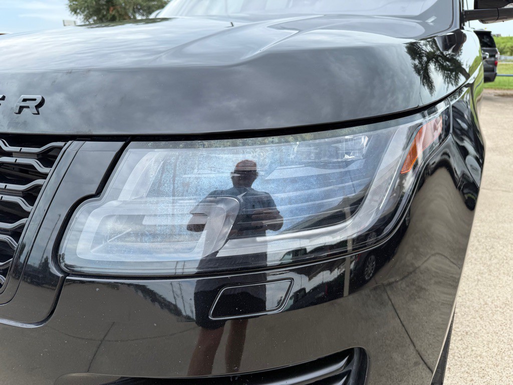 2019 Land Rover Range Rover Image 9