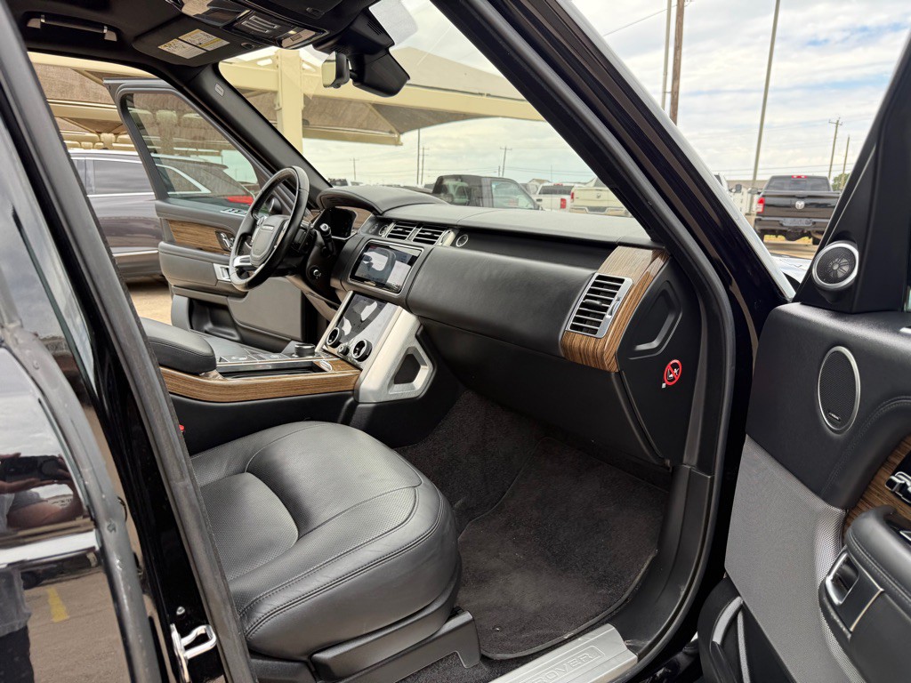 2019 Land Rover Range Rover Image 15