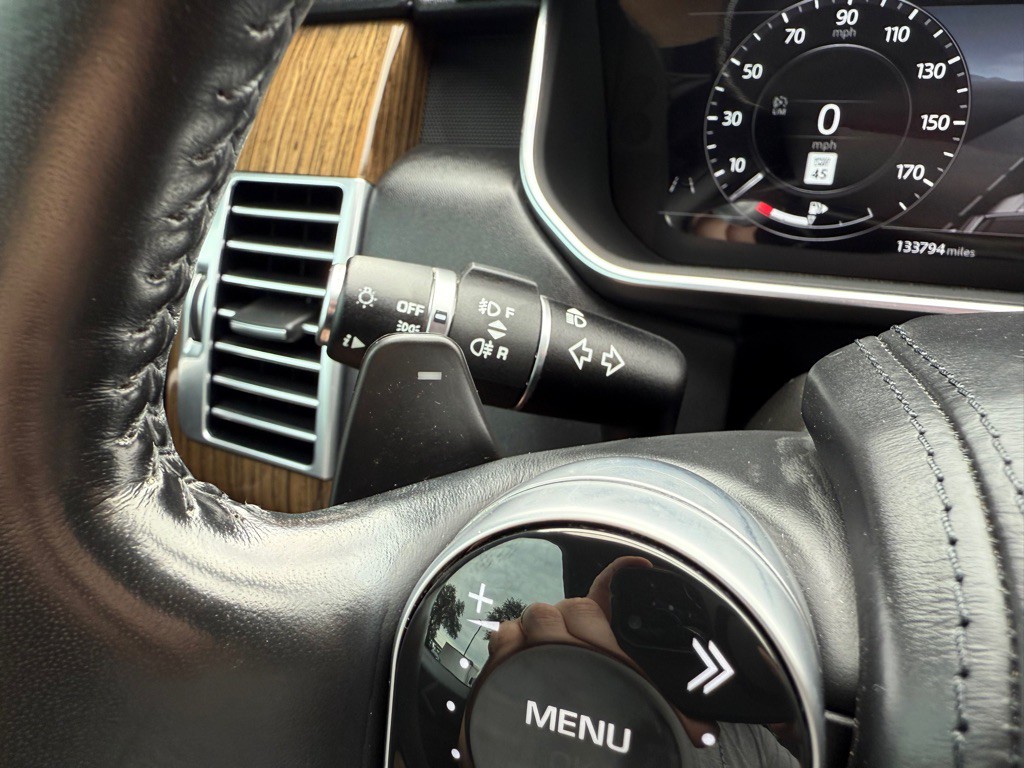 2019 Land Rover Range Rover Image 25