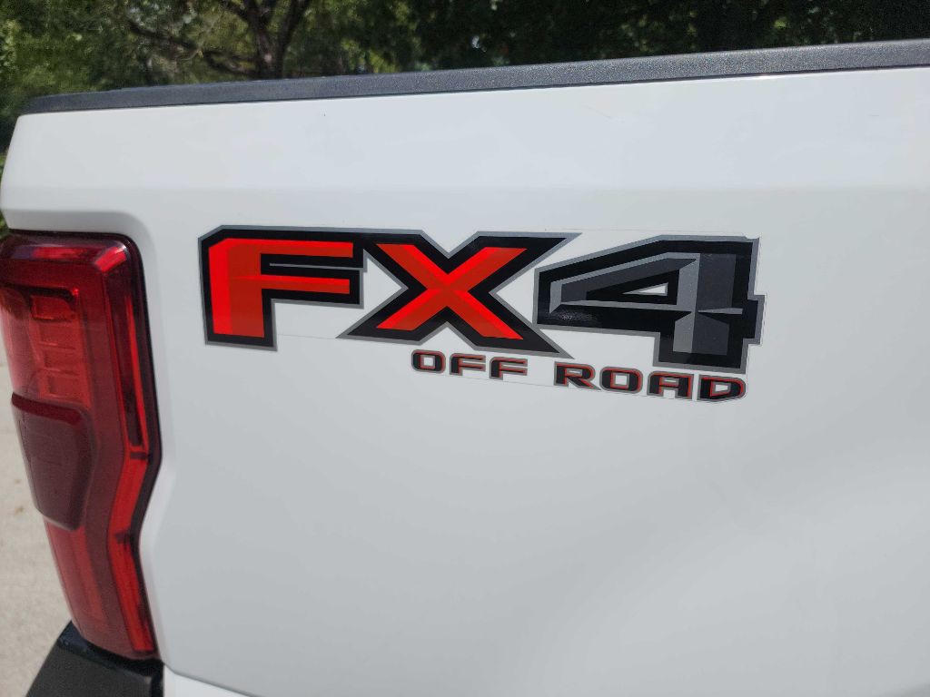 2018 Ford F-250 Image 13