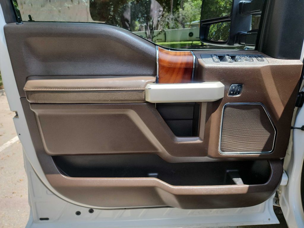 2018 Ford F-250 Image 19