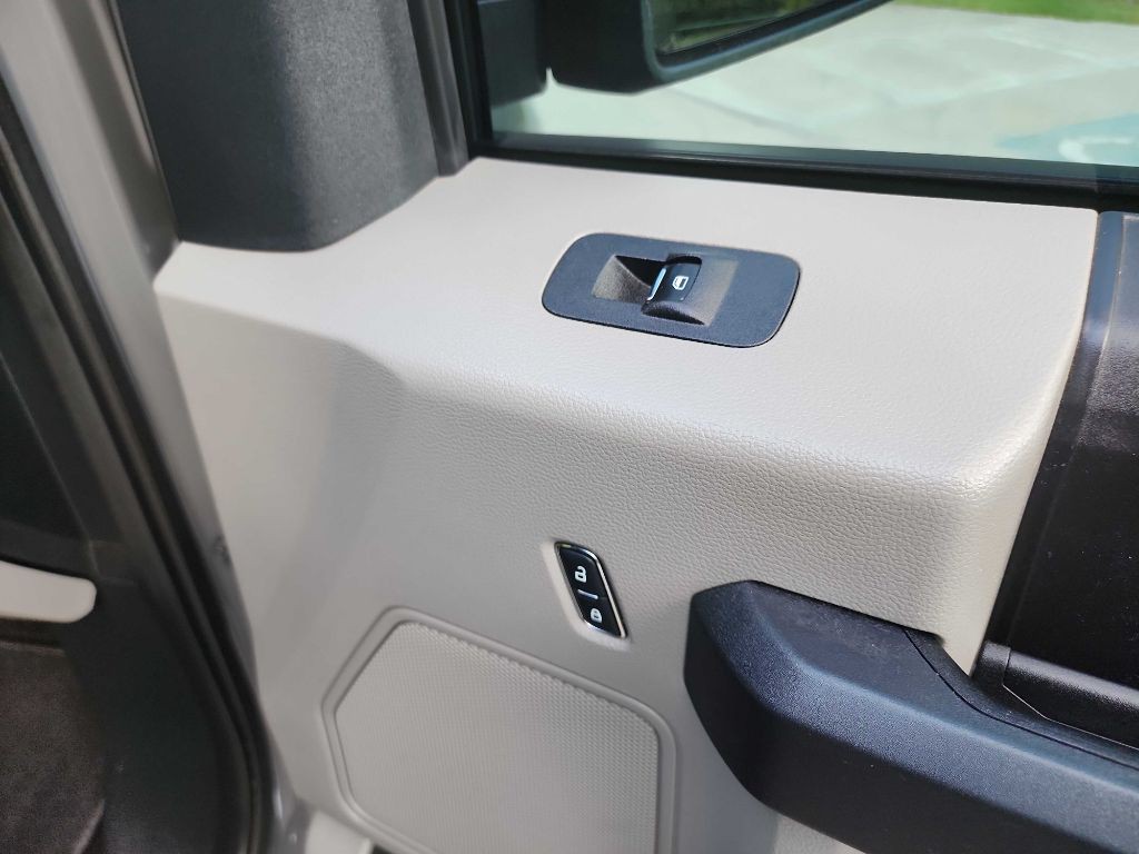 2018 Ford F-150 Image 36
