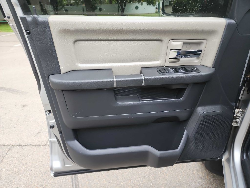 2012 Dodge Ram 2500 Image 17
