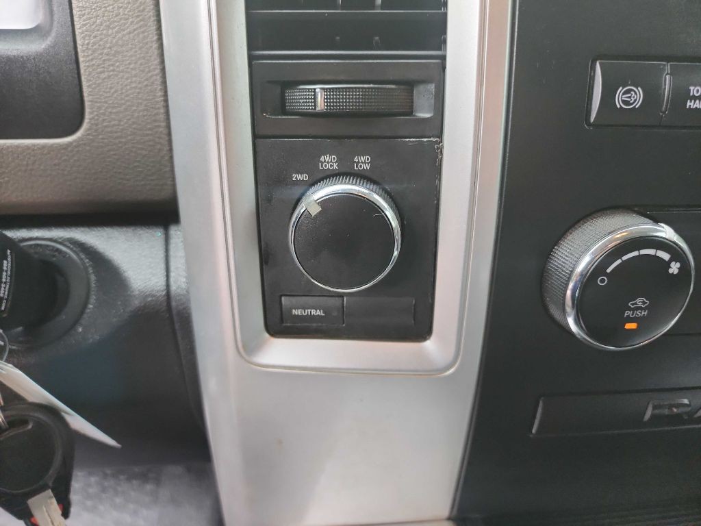 2012 Dodge Ram 2500 Image 25