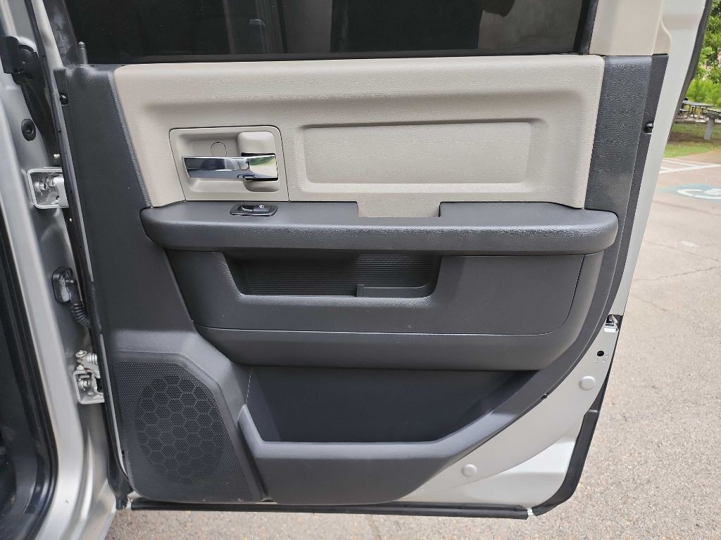 2012 Dodge Ram 2500 Image 29