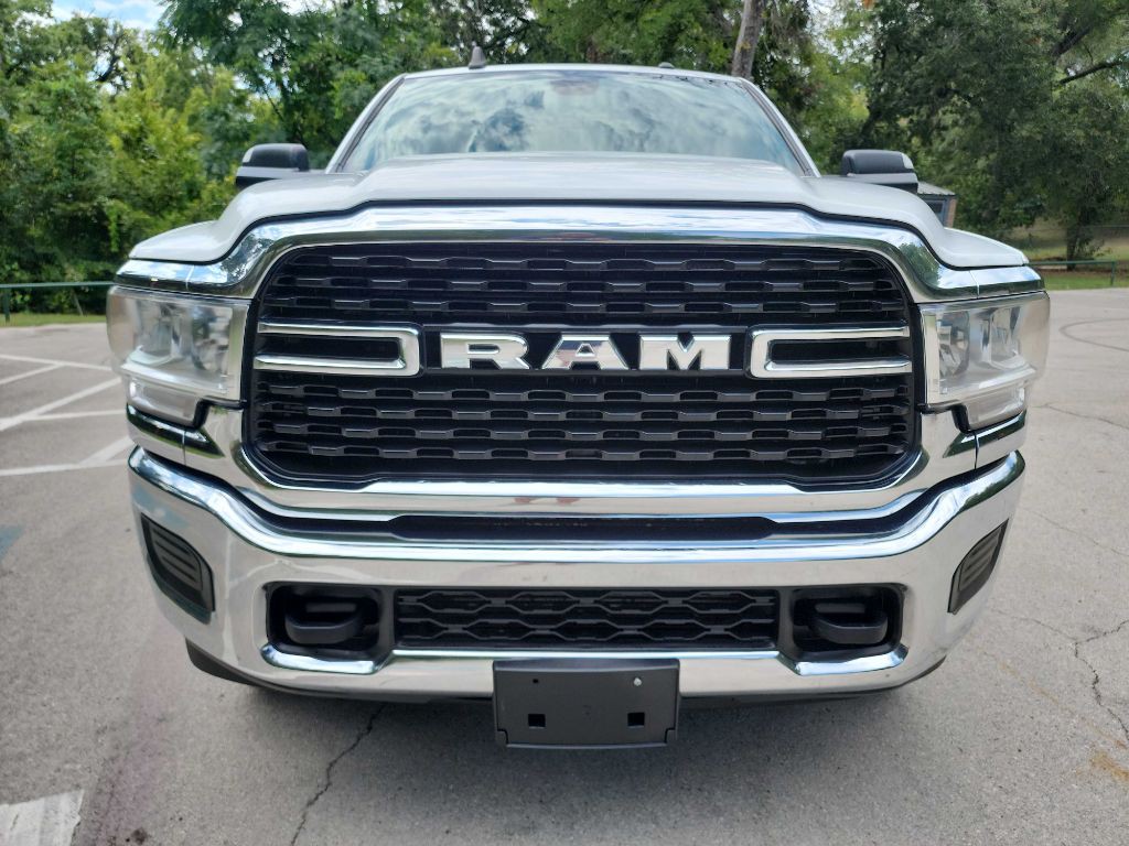 2022 RAM 2500 Image 2