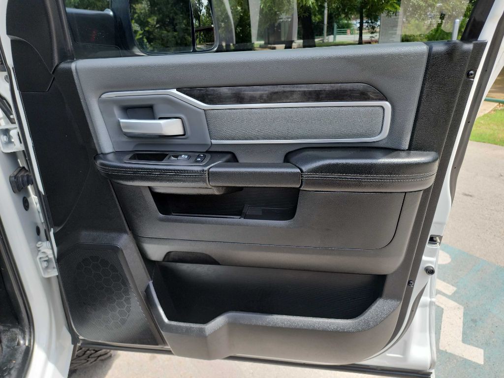 2022 RAM 2500 Image 39