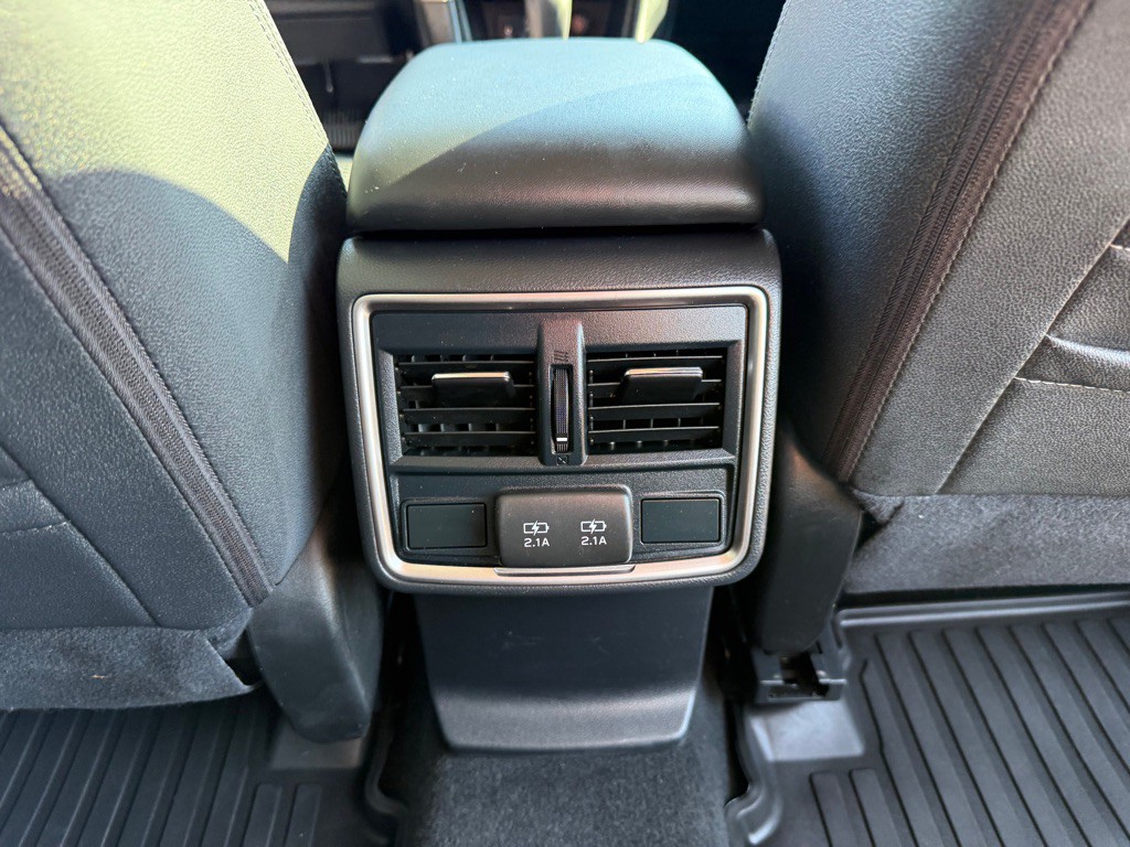 2020 Subaru Forester Image 24