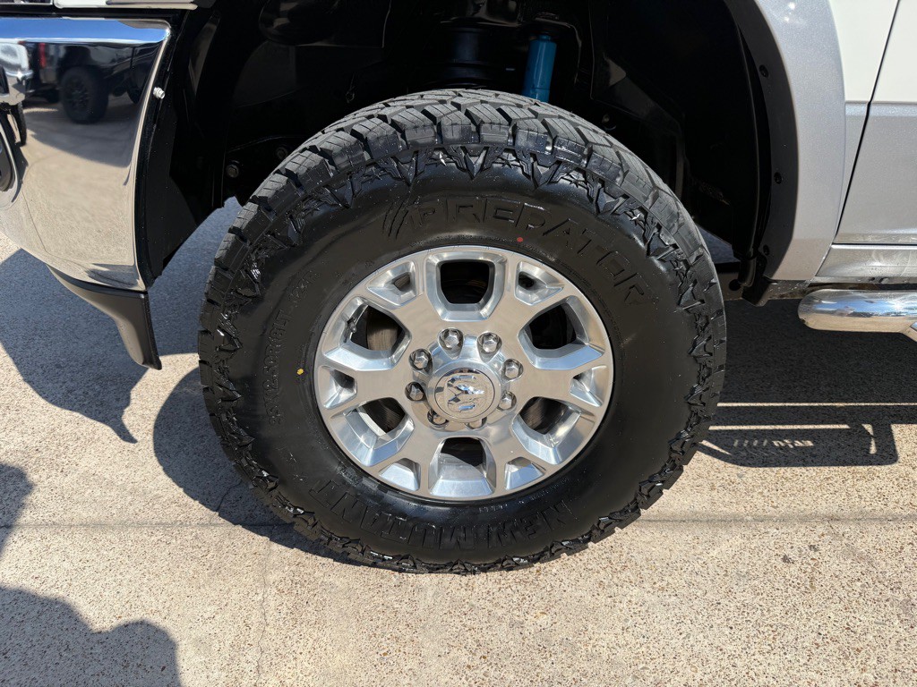 2019 RAM 2500 Image 17