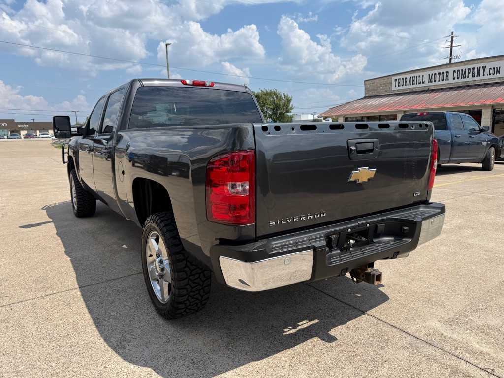 2010 Chevrolet Silverado 1500 Image 5