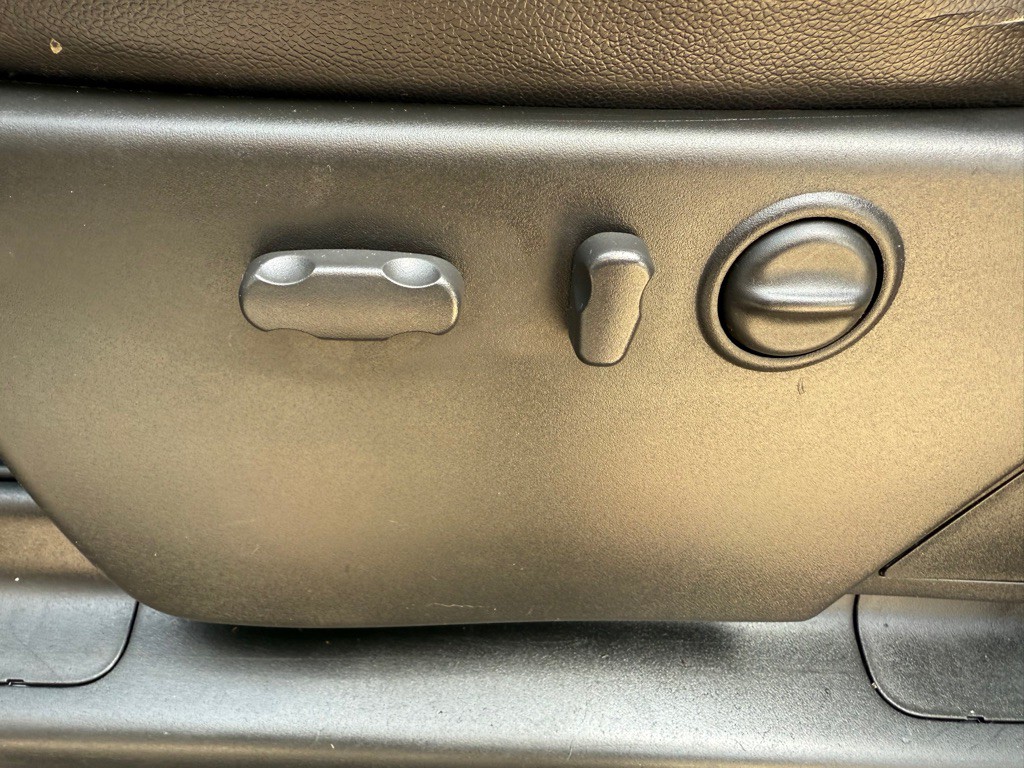 2010 Chevrolet Silverado 1500 Image 18