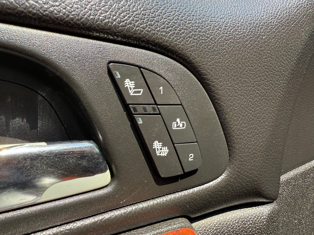 2010 Chevrolet Silverado 1500 Image 20