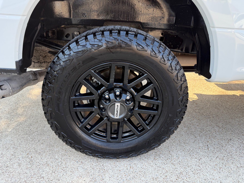 2021 Ford F-250 Image 13