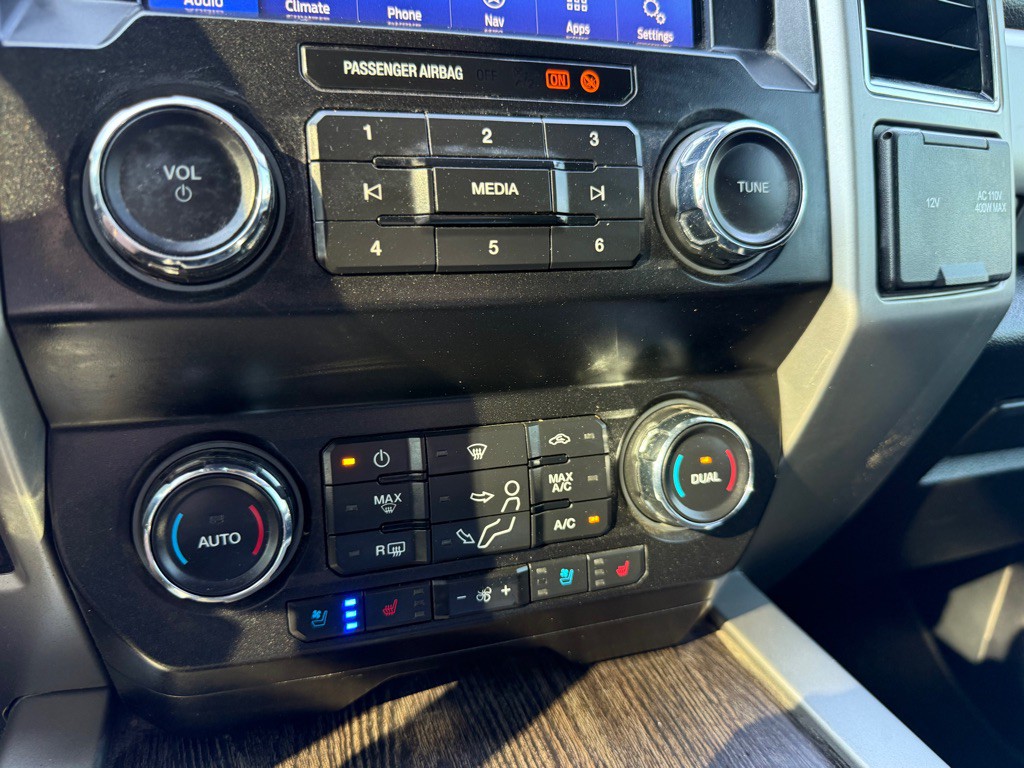 2021 Ford F-250 Image 31