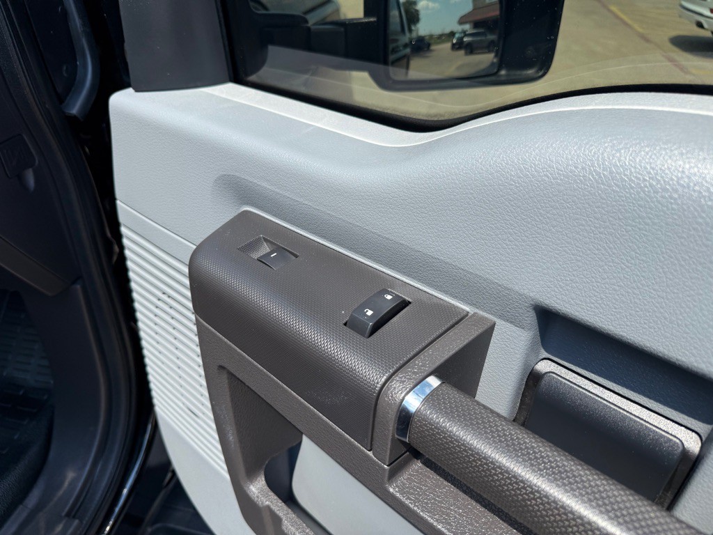 2012 Ford F-250 Image 21